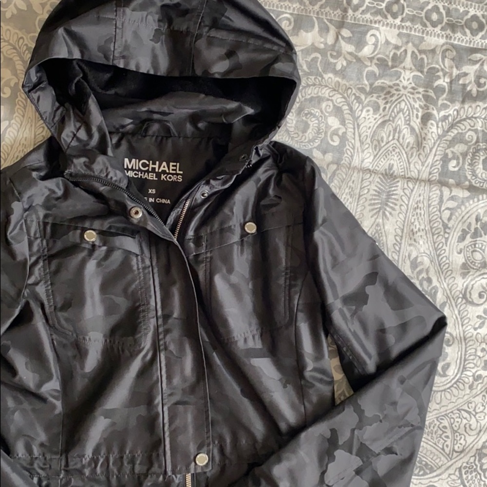 ⚠️DONATED⚠️Michael Kors Black Jacket🖤
